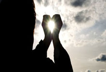 BOB体育：蒙奇：埃梅里能帮助球员成长，我们希望继续参加欧战.